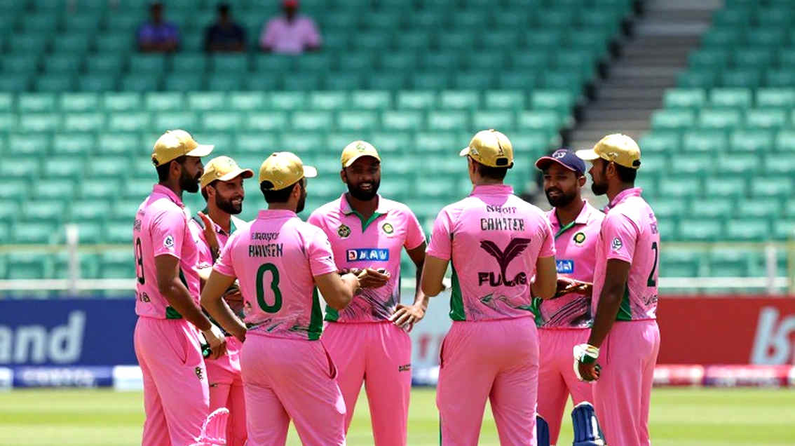 এক টেস্টের জীবন: ১১২ রানের পর যে পৃষ্ঠা চিরকাল সাদা এক টেস্টের জীবন: ১১২ রানের পর যে পৃষ্ঠা চিরকাল সাদা