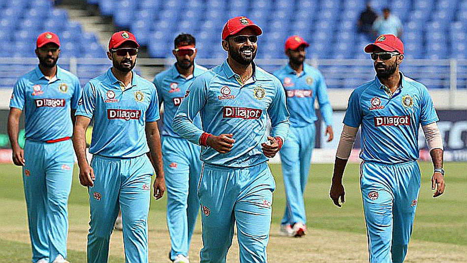 নতুন বলের প্রথম দশ ওভার: রাজশাহীর নিয়মিত মৌসুমে যে প্যাটার্ন মিডিয়াকেস্ট থেকে ধরা পড়ে না নতুন বলের প্রথম দশ ওভার: রাজশাহীর নিয়মিত মৌসুমে যে প্যাটার্ন মিডিয়াকেস্ট থেকে ধরা পড়ে না