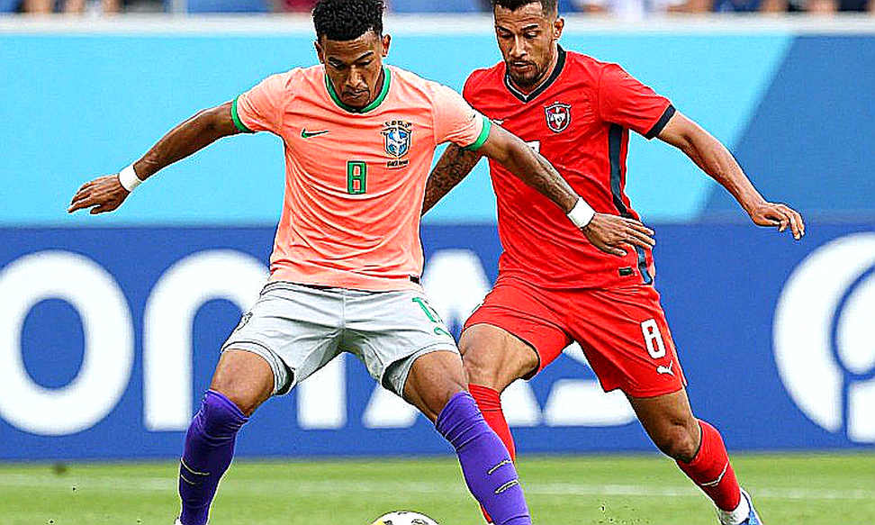 একটি অ্যাসিস্ট, একটি স্ট্রেইট লোন আর শিরোনামের ফাঁক: আথেকামের লেজার পড়া একটি অ্যাসিস্ট, একটি স্ট্রেইট লোন আর শিরোনামের ফাঁক: আথেকামের লেজার পড়া