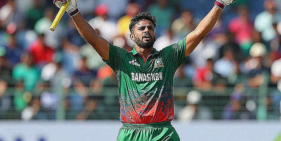 খালি ঘরের এলিজি: ক্রিকেটের ডেটা-সিঁড়ি আর যেসব মুহূর্ত স্কোরবোর্ড কখনো অনুবাদ করতে পারে না খালি ঘরের এলিজি: ক্রিকেটের ডেটা-সিঁড়ি আর যেসব মুহূর্ত স্কোরবোর্ড কখনো অনুবাদ করতে পারে না