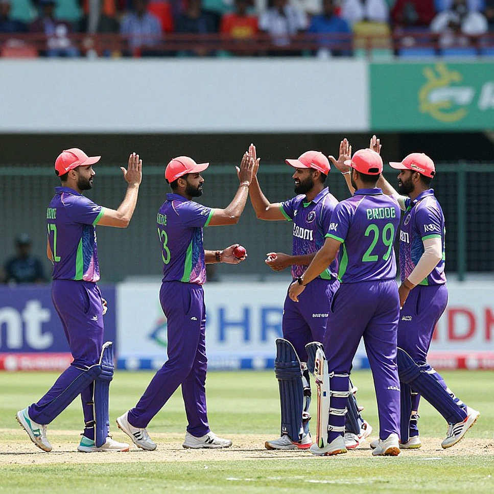 যে পাতা কেউ ছিঁড়ে নিয়েছে: বাংলাদেশ ক্রিকেটের ইনজুরি ডেটার অলিখিত লেজার যে পাতা কেউ ছিঁড়ে নিয়েছে: বাংলাদেশ ক্রিকেটের ইনজুরি ডেটার অলিখিত লেজার