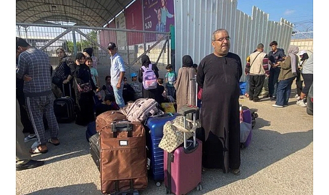 Refah sınır kapısı açıldı 