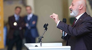 Başkan Çolakbayrakdar: "Belediyede her bir çalışanın sendikası Ahmet Çolakbayrakdar'dır"