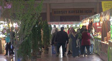 Kayseri Yöresel Ürünler ve Bahçe Botanik Fuarı ziyaretçilerini ağırlamaya devam ediyor