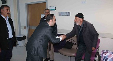 MHP Sivas Milletvekili adayı İpek, hastaları ziyaret etti