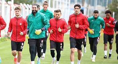 Sivasspor, Fenerbahçe maçı hazırlıklarına başladı