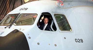 Bakan Akar: "En kısa zamanda milli denizaltımızı denizlerimizde, Milli Muharip Uçağımızı semalarımızda göreceğiz"