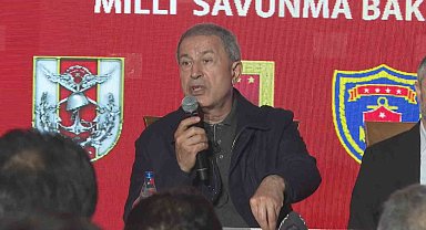 Bakan Akar'dan öğrencilere 'inek lakabı' uyarısı