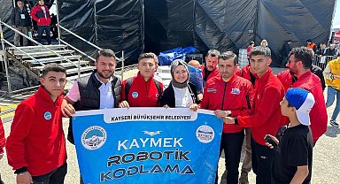 Büyükşehir KAYMEK öğrencileri, TEKNOFEST 2023'ün heyecanını yaşadı