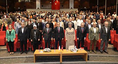ERÜ'de 'Millî Mücadele'den Bugüne Dış Politika' konferansı düzenlendi
