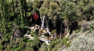 Gizli cennet Sızır Şelalesi, ziyaretçi akınına uğradı