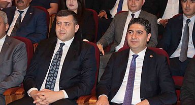 Özdemir ve Ersoy mazbatalarını aldı