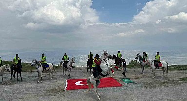 Yeşilay Spor Kulübü'nden '19 Mayıs' tırmanışı