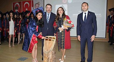 139 hemşire adayı mezun oldu