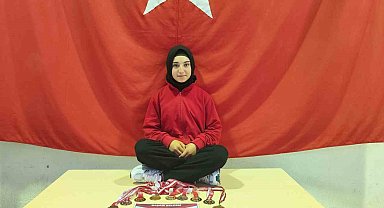 14 yaşındaki demir bileğin hedefi dünya şampiyonluğu