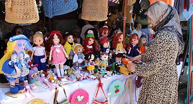 Aydınlı kursiyerler, el emeği ürünlerini görücüye çıkarttı