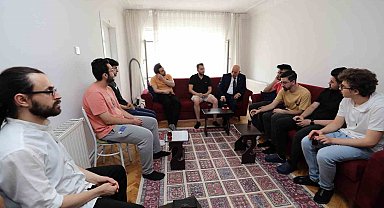 Başkan Yaşar'dan Rasim'e doğum günü sürprizi