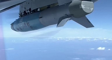 Bayraktar AKINCI'dan HGK-82 ile başarılı atış