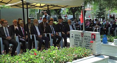 Bayram arefesinde şehitler için dua edildi