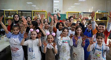 Esenlerli öğrenciler sanatı mesleğe dönüştürdüler