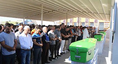 Feci kazada hayatını kaybeden anne ve iki çocuğu son yolculuğuna uğurlandı