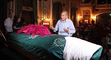 Kanto kraliçesine anma töreni