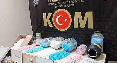 Kedi ve köpek maması ambalajında sahte vücut geliştirme ilaçları ele geçirildi