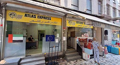 Parfümcüyü soyamayınca kargo şirketinden 1 milyon 400 bin lira değerinde döviz çaldılar