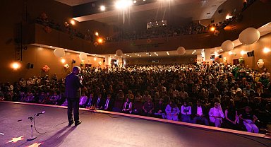 Pursaklar'da minik öğrencilerin mezuniyet sevinci