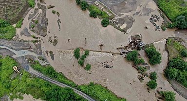 Samsun'da selin yaraları sarılıyor