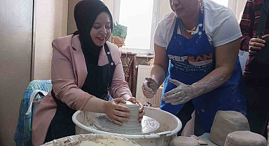 Seyitgazi Halk Eğitim Merkezinin yılsonu sergisi açıldı