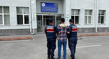 Terör örgütü üyesi jandarmadan kaçamadı