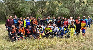 Adrenalin tutkunu motokrosçular Yozgat'ta buluştu