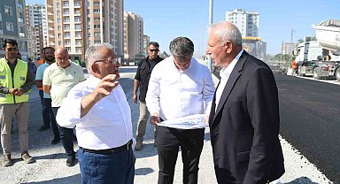 Başkan Büyükkılıç, asfalt yapımına başlanan 60 milyon TL'lik yolda incelemelerde bulundu