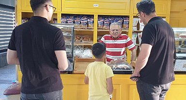 Başkan Büyükkılıç, Glütensiz Kafe'yi ziyaret etti