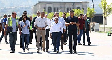 Başkan Büyükkılıç Recep Tayyip Erdoğan Millet Bahçesi'ndeki Çalışmaları İnceledi