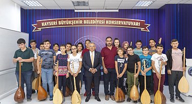 Büyükşehir'in konservatuvar yaz kursları 2 bin 298 öğrenci ile eğitime başladı