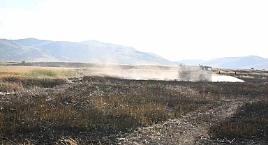 Develi'de anız yangını: Hububat ekili 140 dekar alan yandı