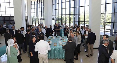 ERÜ'de bayramlaşma töreni düzenlendi