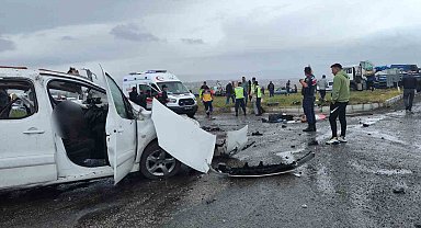 Feci kazada ölü sayısı yükseldi, baba ve iki oğlu hayatını kaybetti