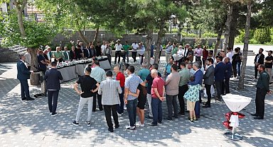 Hacılar'da Geleneksel Bayramlaşma