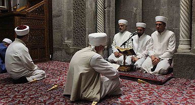 Kayseri'de 15 Temmuz şehitleri için mevlit okundu