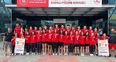 Kayserili yüzücüler finale yükseldi