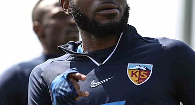 Kayserispor 2 futbolcu ile anlaştı