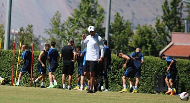 Kayserispor Teknik Direktörü Çağdaş Atan'dan ayrılık sinyali