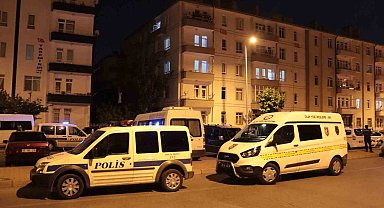 Komşuların gürültü kavgasında kan aktı: 2 yaralı