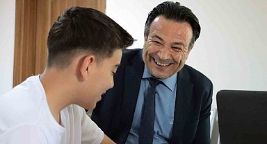 Öğretmenler öğrencilerin geleceği için mesaide