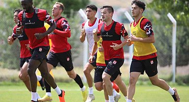 Sivasspor'da yeni sezon hazırlıkları devam etti