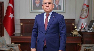 Vali Şimşek: "Bize düşen en önemli görev hain odaklara karşı dikkatli olmaktır"