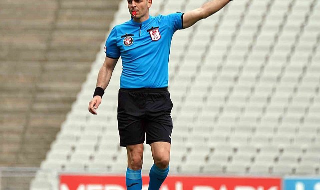 Sivasspor - Antalyaspor maçında Ümit Öztürk düdük çalacak